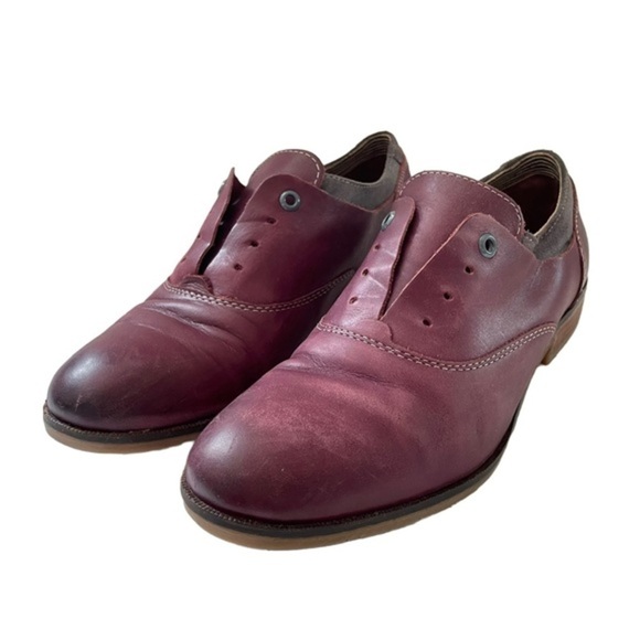 Hush Puppies Shoes - Hush Puppies Red Leather Laceless Oxfords, Women’s Size 8